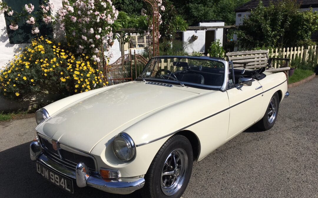 MG Roadster 2